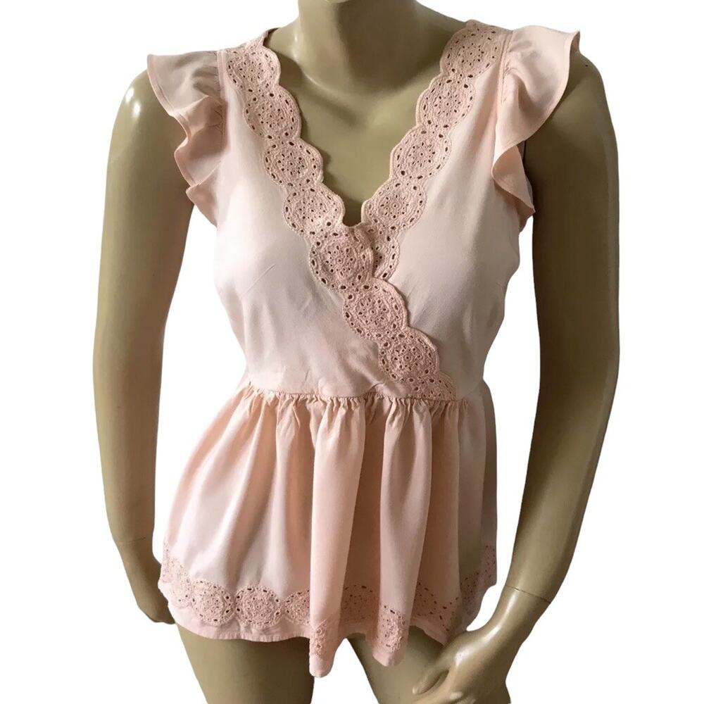 ANN TAYLOR LOFT Womens Size 2 Cap Sleeve Pink Crochet Trim Empire Waist Shirt